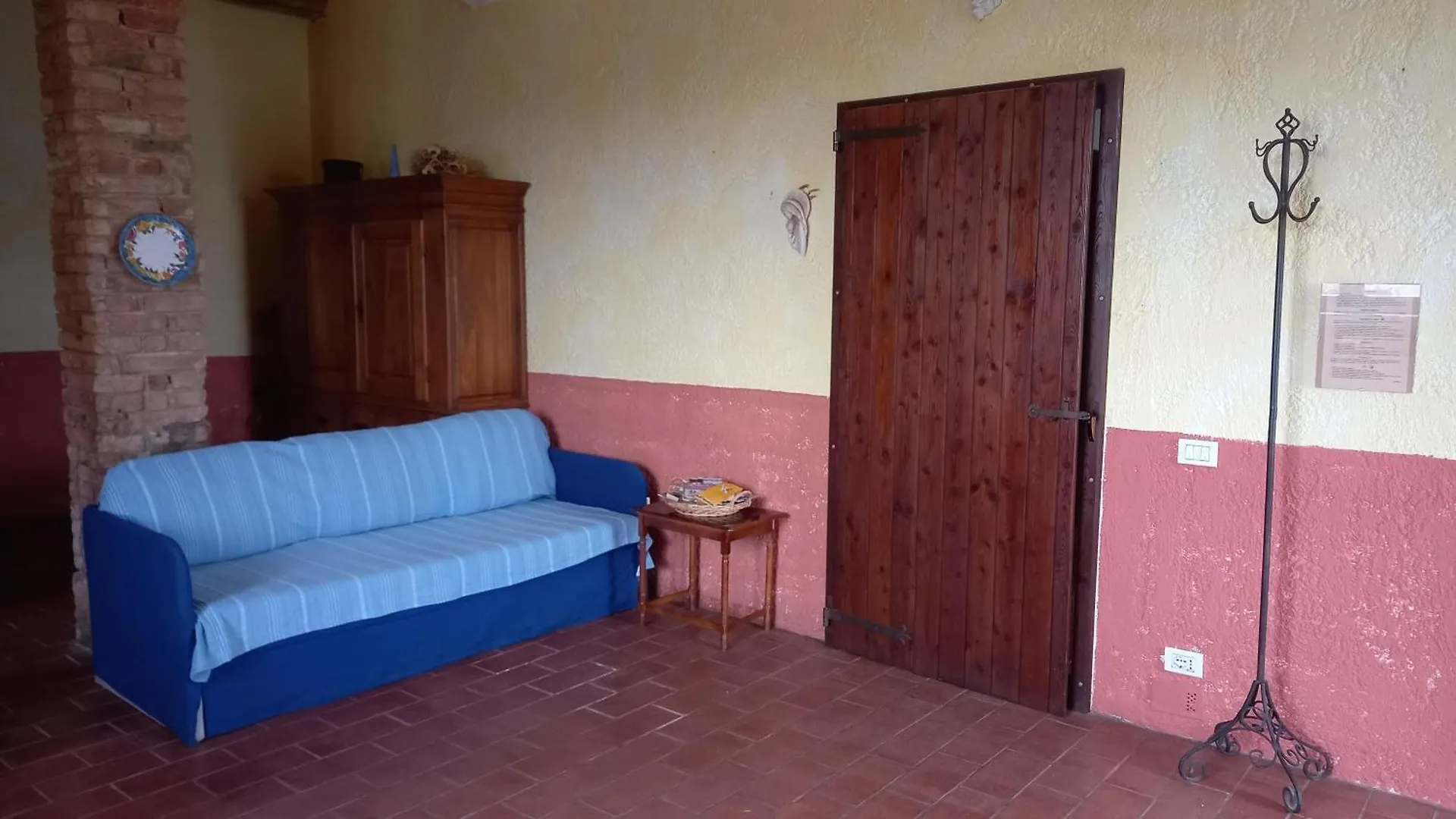 La Pievaccia Guest House Binami Italy